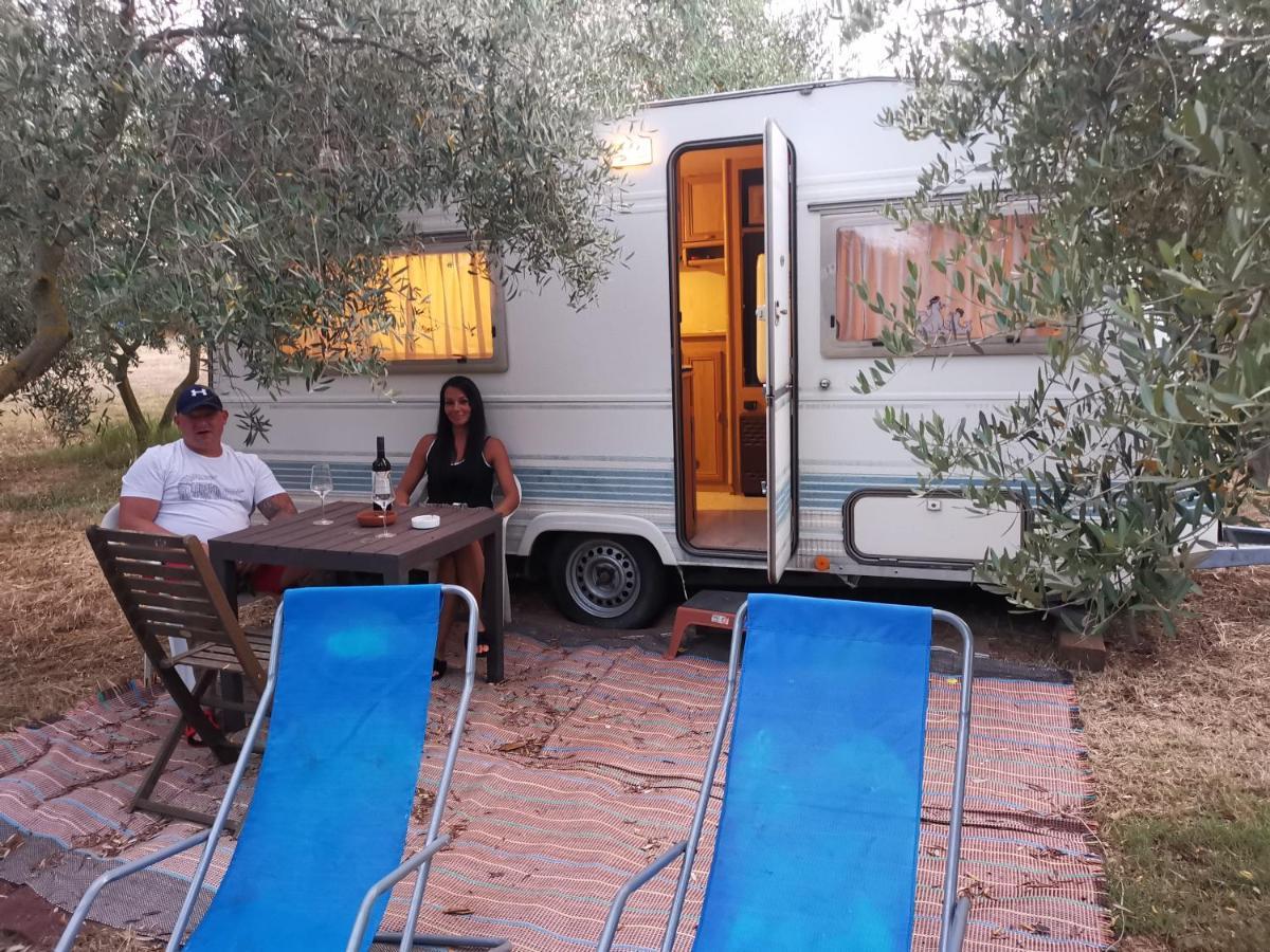 Jacuzi Cottage In The Olive Grove プーラ エクステリア 写真