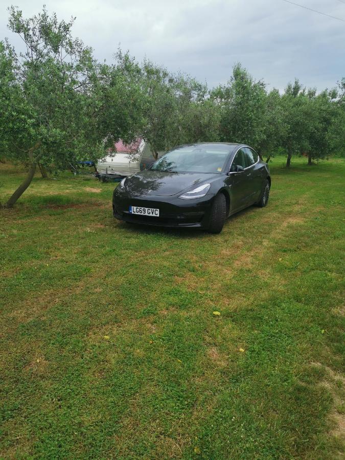 Jacuzi Cottage In The Olive Grove プーラ エクステリア 写真